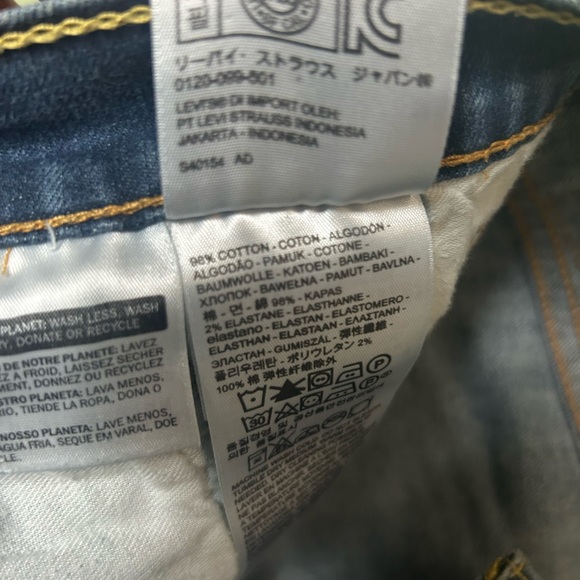 Levi’s 502 jeans - Picture 8 of 9